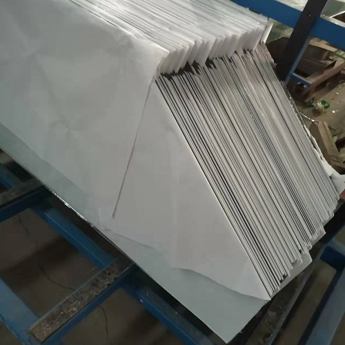 4mm tempered greenhouse glass.jpg